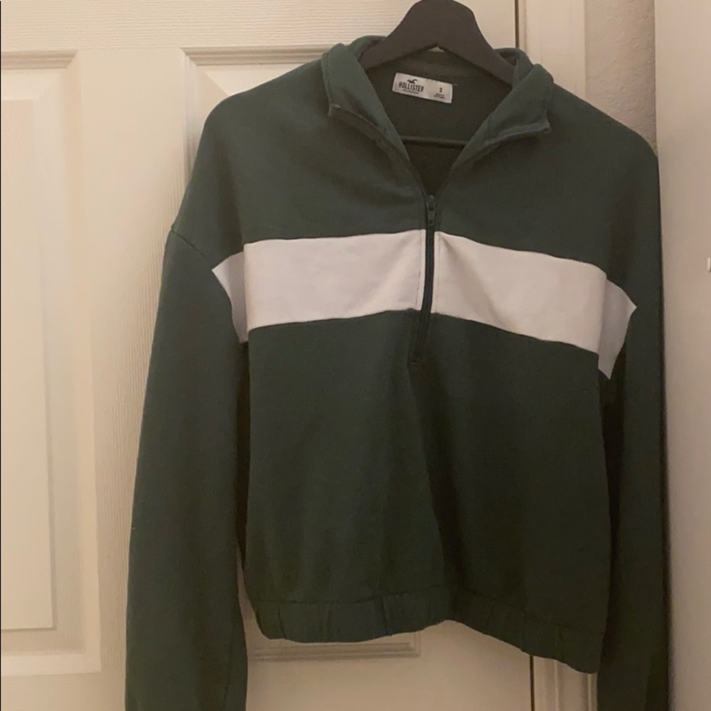 zip up crew neck